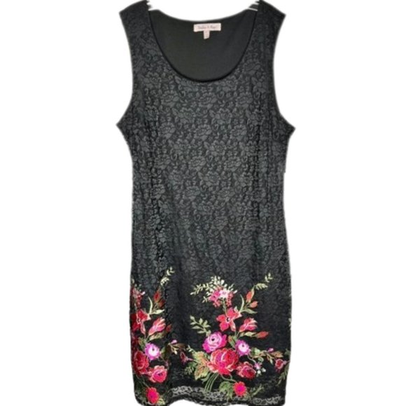 Harlow & Rose Black Lace Sleeveless Sheath with Embroidered Roses - XL - Picture 1 of 11